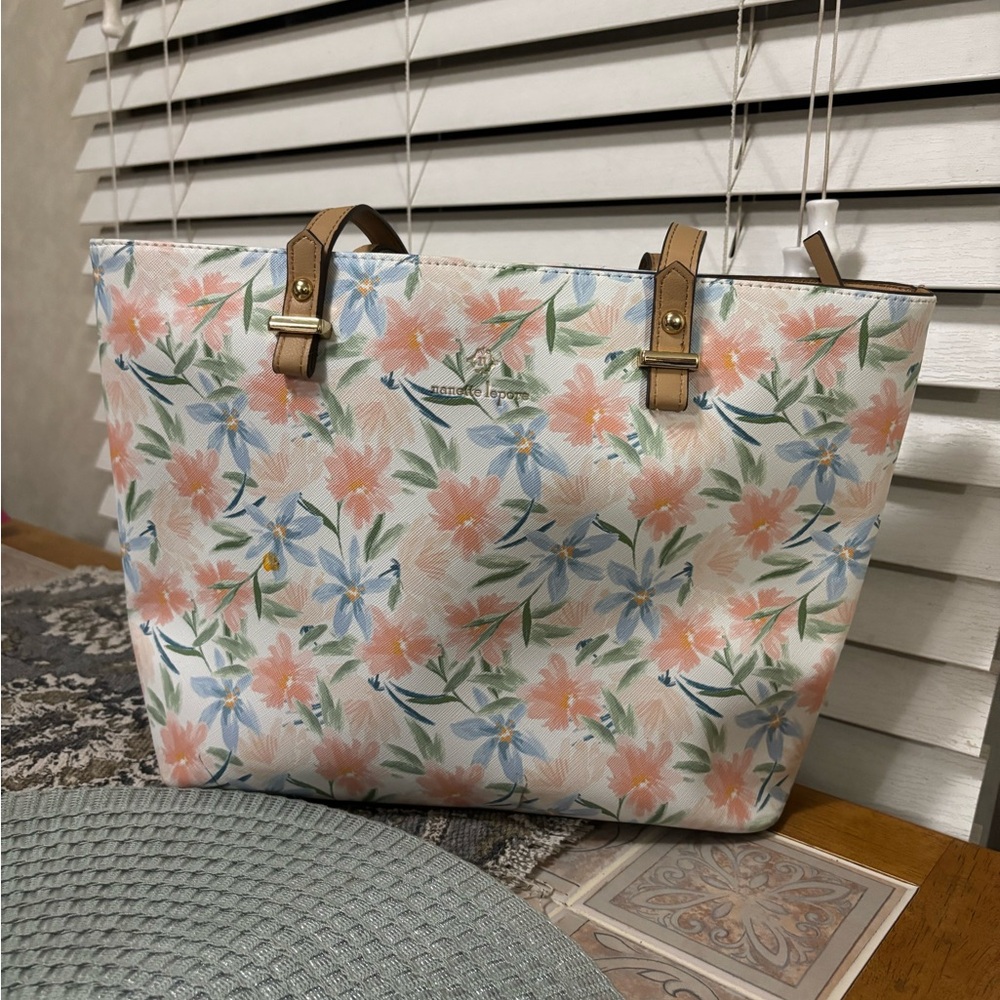 Nanette Lepore Hand Bag